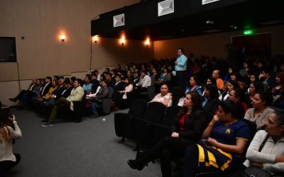 Se hace entrega de becas para cursos de conducir a alumnos de 4tos medios de la Comuna