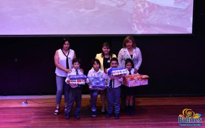 Premian a alumnos de escuela el PalPal que rescatan tradiciones a través de la fotografía.