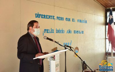 Educación visita escuelas y liceos para conocer inicio del año lectivo.