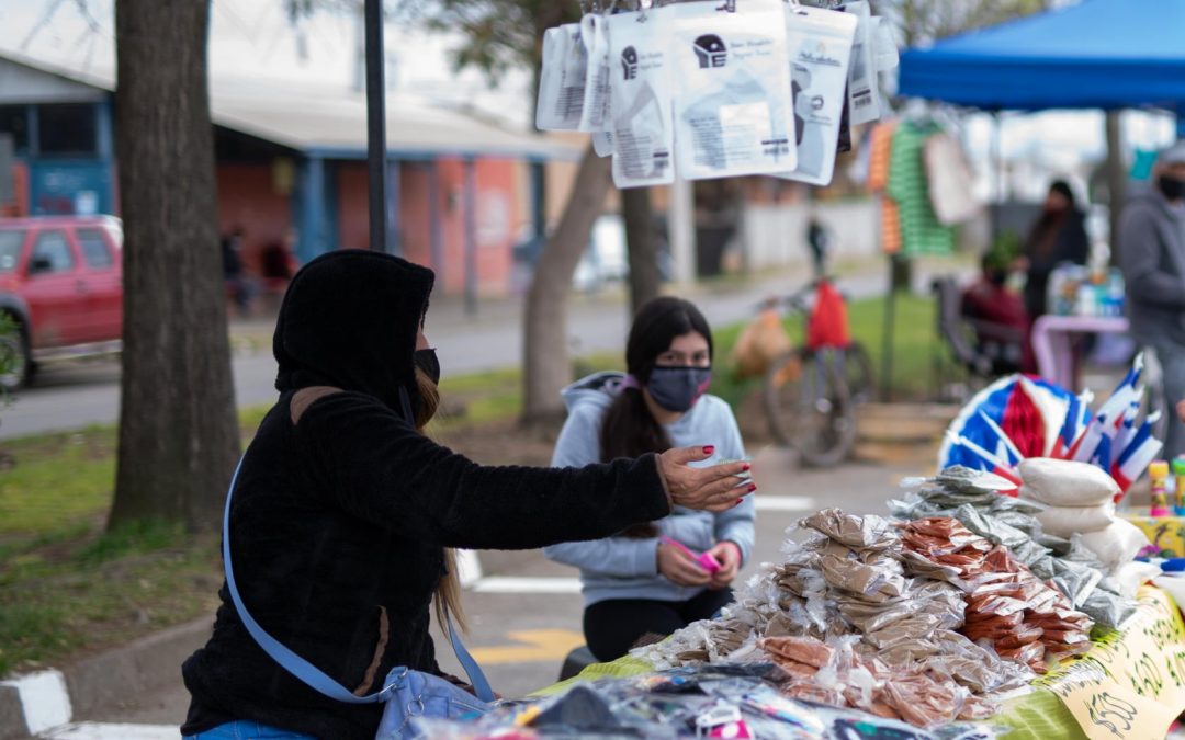 Municipalidad registró puntualmente a feriantes para que accedan a Bono Alivio a las Mypimes