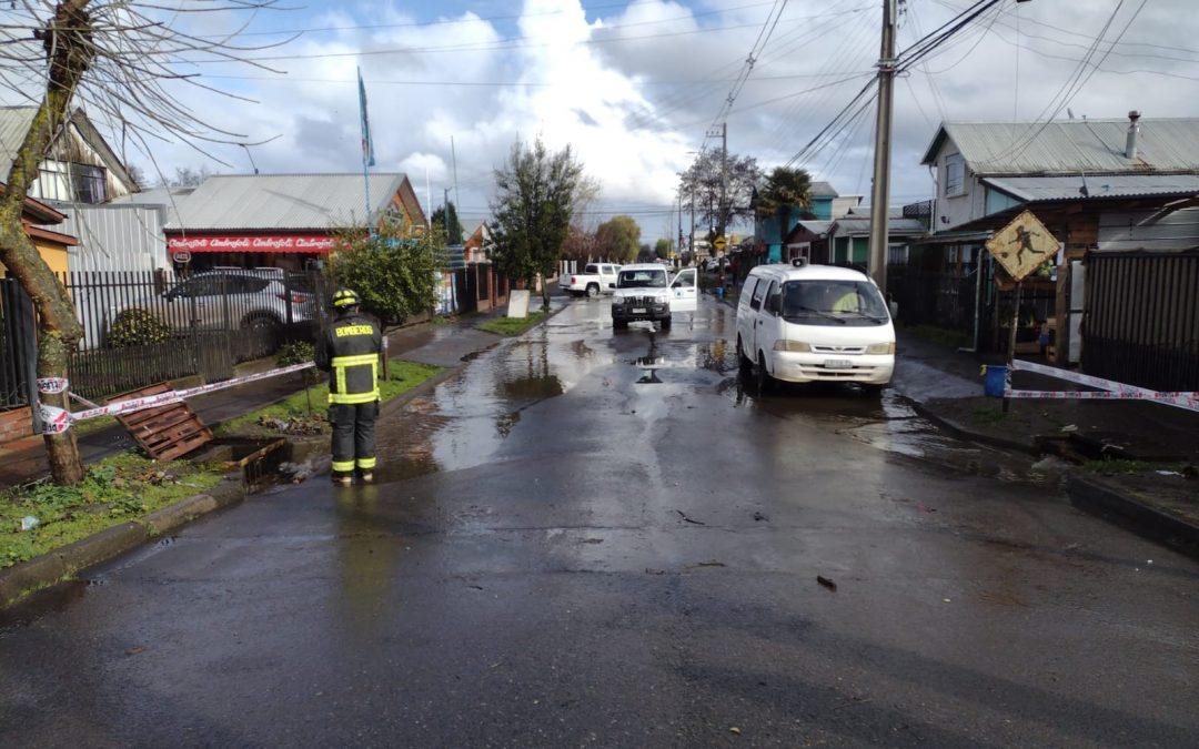 Domingo de lluvia: Municipio y bomberos trabajando codo a codo por nuestra comunidad