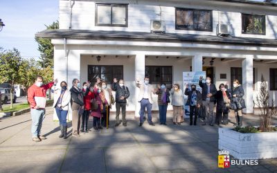 Adultos mayores acudieron a firmar para optar a fondos del SENAMA